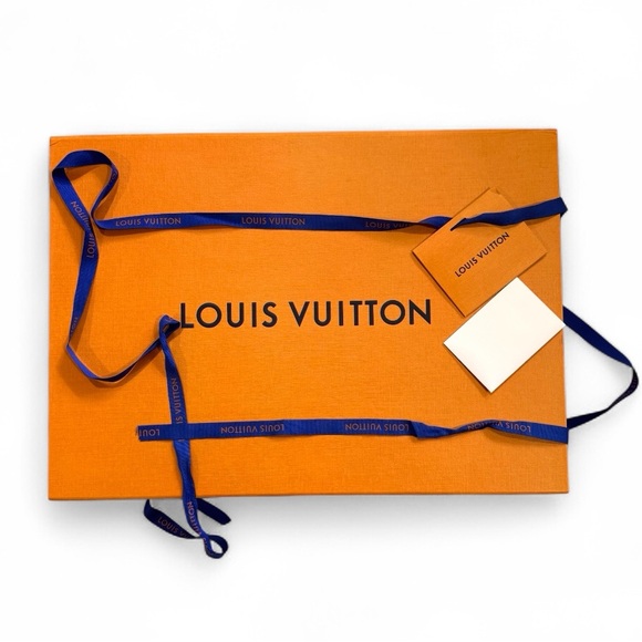 Louis Vuitton Box, LV Card & Ribbon - Picture 2 of 6